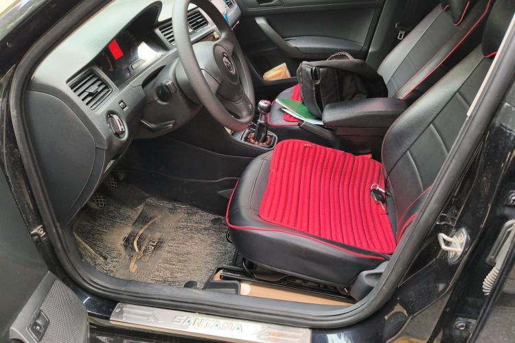 Used Volkswagen Santana 2015 1.4L Manual Fashion Edition Driver Seat