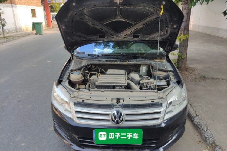 Used Volkswagen Santana 2015 1.4L Manual Fashion Edition Engine Bay