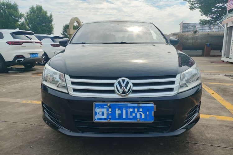 Used Volkswagen Santana 2015 1.6L Manual Fashion Edition Front