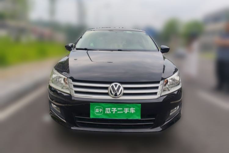 Used Volkswagen Santana 2015 1.6L Automatic Comfort Edition Front