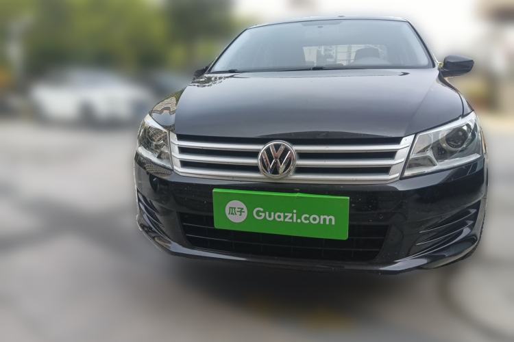 Used Volkswagen Santana 2015 1.6L Manual Fashion Edition Front