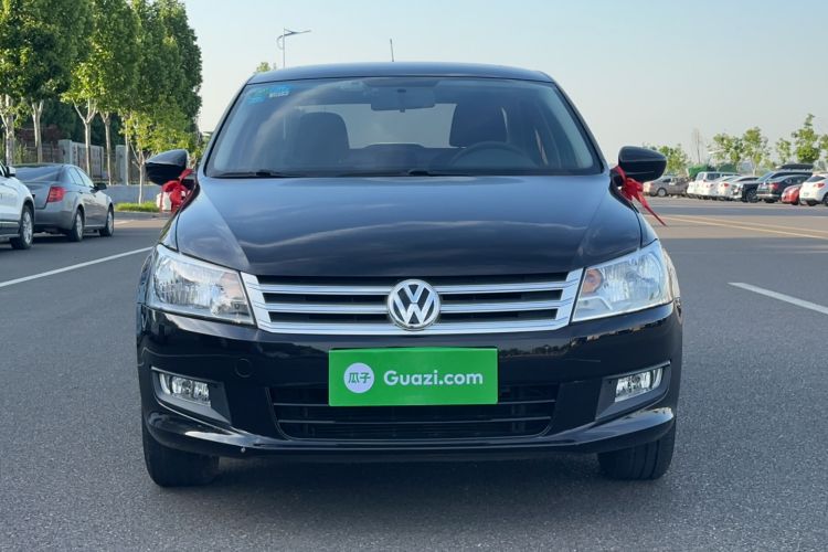 Used Volkswagen Santana 2015 1.6L Manual Comfort Edition Front
