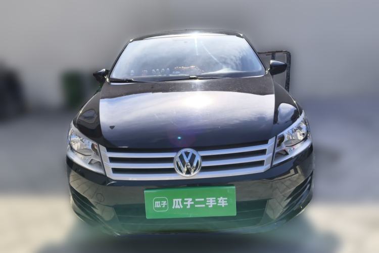 Used Volkswagen Santana 2015 1.4L Manual Fashion Edition Front