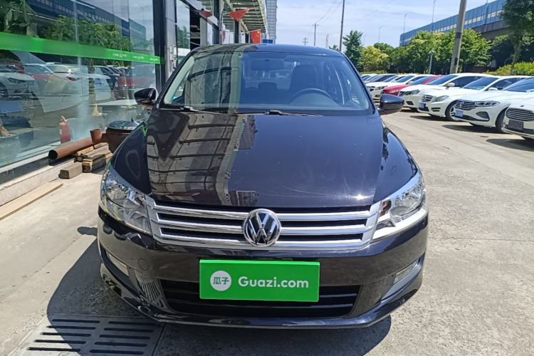 Used Volkswagen Santana 2015 1.6L Automatic Comfort Edition Front