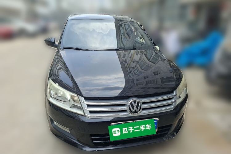 Used Volkswagen Santana 2015 1.4L Manual Comfort Edition Front