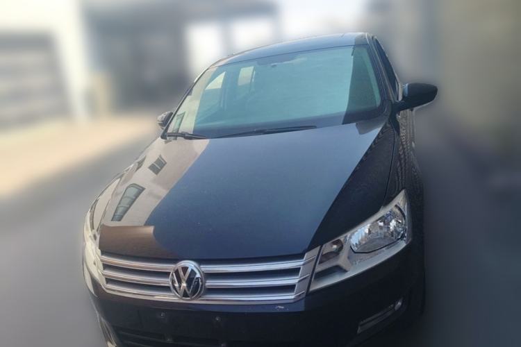 Used Volkswagen Santana 2015 1.6L Manual Comfort Edition Front