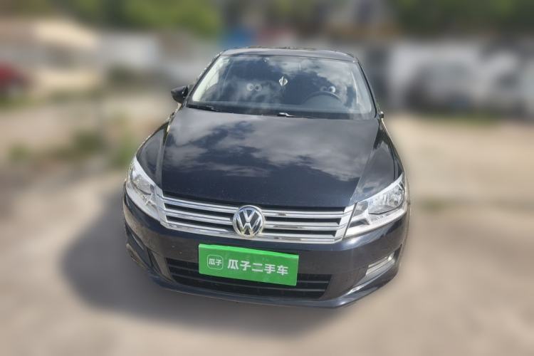 Used Volkswagen Santana 2015 1.6L Manual Comfort Edition Front