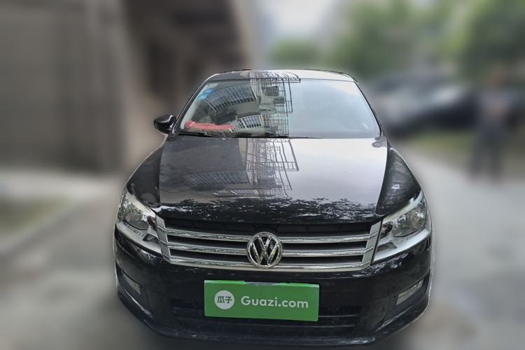 Used Volkswagen Santana 2015 1.6L Manual Comfort Edition Front