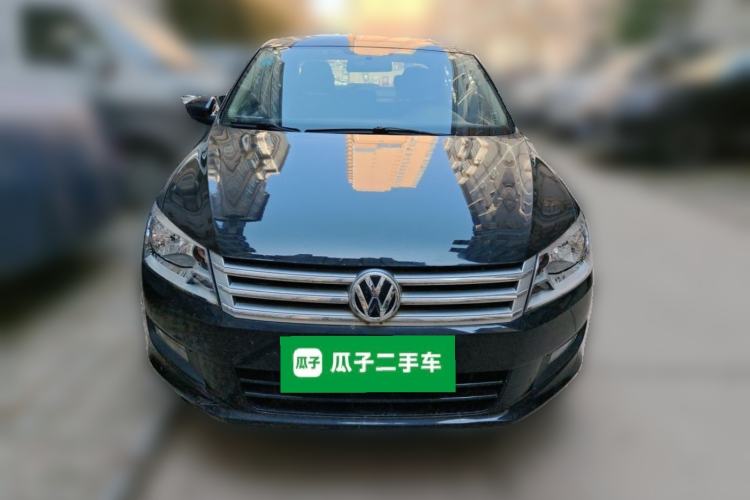 Used Volkswagen Santana 2015 1.6L Automatic Comfort Edition Front