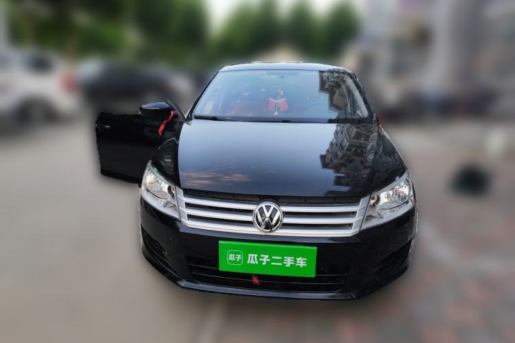 Used Volkswagen Santana 2015 1.6L Manual Fashion Edition Front