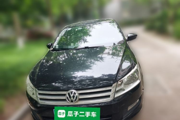 Used Volkswagen Santana 2015 1.6L Automatic Comfort Edition Front