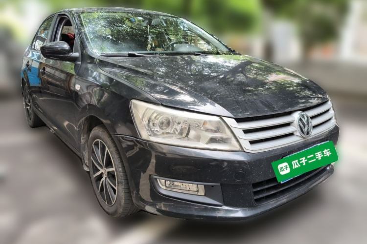 Used Volkswagen Santana 2015 1.6L Automatic Fashion Edition Front Right 45 Deg