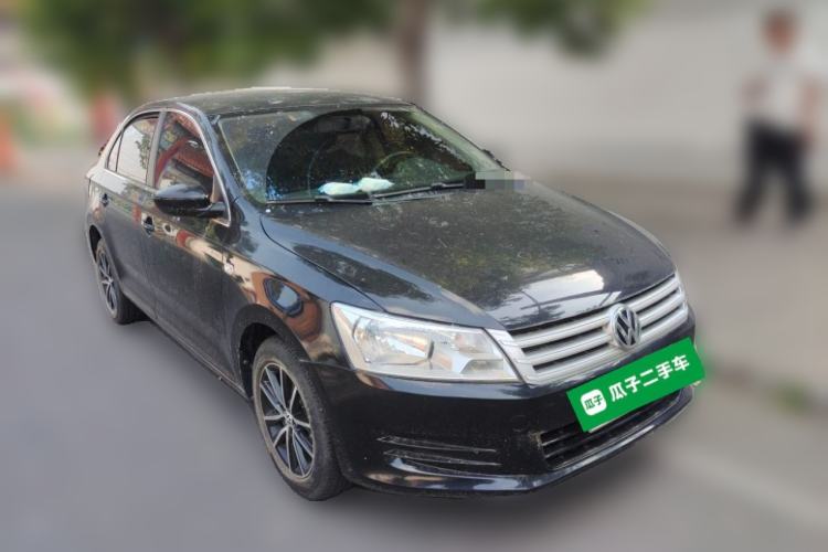 Used Volkswagen Santana 2015 1.4L Manual Fashion Edition Front Right 45 Deg