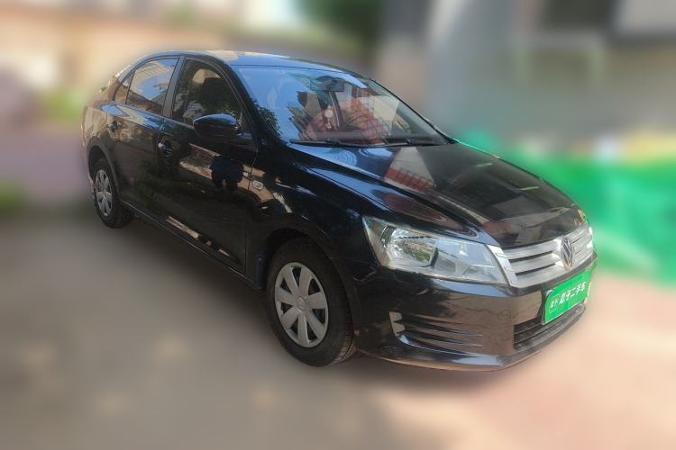 Used Volkswagen Santana 2015 1.6L Manual Fashion Edition Front Right 45 Deg