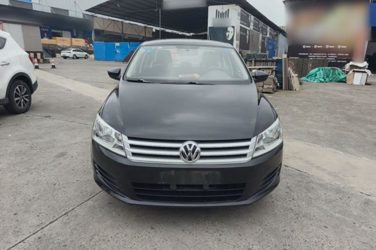 Used Volkswagen Santana 2015 1.6L Automatic Fashion Edition Front