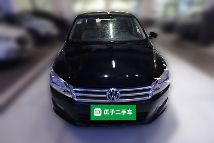 Used Volkswagen Santana 2015 1.6L Automatic Comfort Edition Front