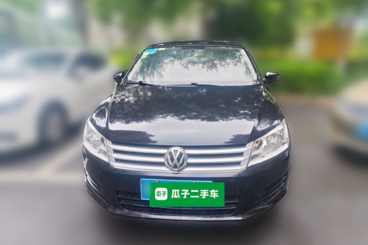 Used Volkswagen Santana 2015 1.6L Manual Fashion Edition Front