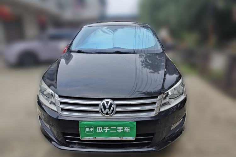 Used Volkswagen Santana 2015 1.4L Manual Comfort Edition Front