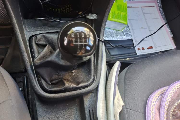 Used Volkswagen Santana 2015 1.6L Manual Fashion Edition Gear Lever