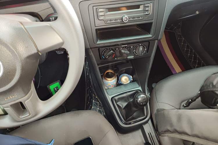 Used Volkswagen Santana 2015 1.4L Manual Fashion Edition Gear Lever