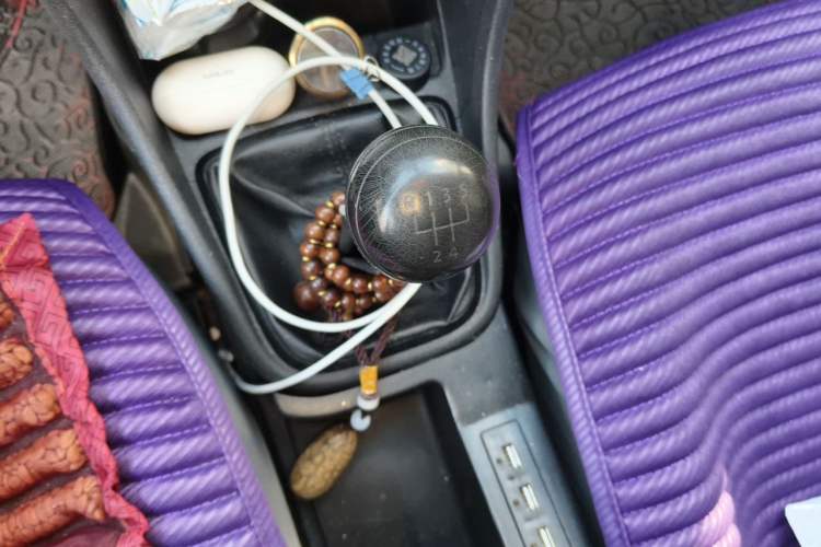 Used Volkswagen Santana 2015 1.4L Manual Fashion Edition Gear Lever