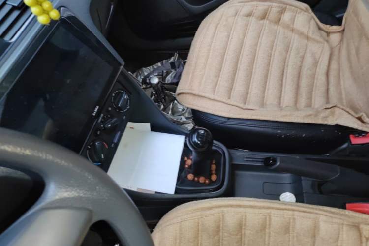 Used Volkswagen Santana 2015 1.6L Manual Fashion Edition Gear Lever