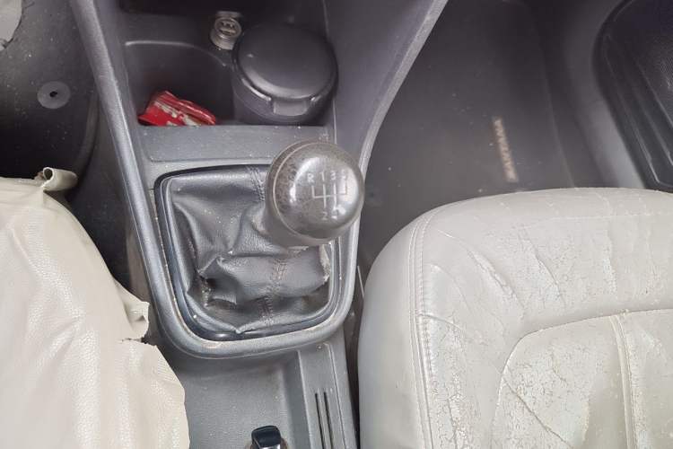 Used Volkswagen Santana 2015 1.6L Manual Fashion Edition Gear Lever