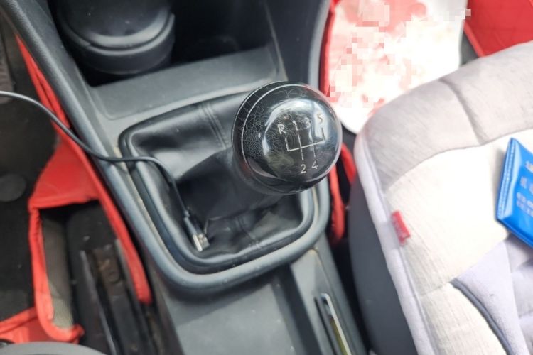 Used Volkswagen Santana 2015 1.6L Manual Fashion Edition Gear Lever