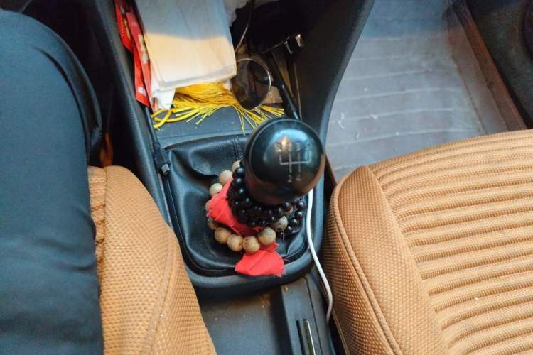 Used Volkswagen Santana 2015 1.6L Manual Fashion Edition Gear Lever