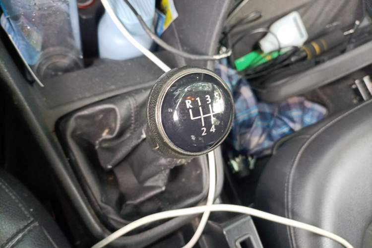 Used Volkswagen Santana 2015 1.6L Manual Comfort Edition Gear Lever