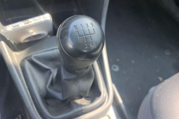 Used Volkswagen Santana 2015 1.4L Manual Fashion Edition Gear Lever