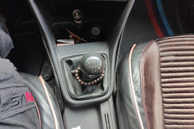 Used Volkswagen Santana 2015 1.4L Manual Fashion Edition Gear Lever