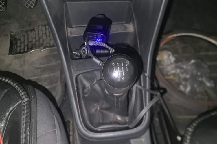 Used Volkswagen Santana 2015 1.4L Manual Fashion Edition Gear Lever