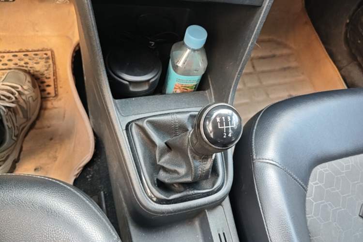 Used Volkswagen Santana 2015 1.6L Manual Comfort Edition Gear Lever