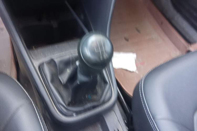 Used Volkswagen Santana 2015 1.6L Manual Fashion Edition Gear Lever