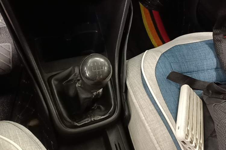Used Volkswagen Santana 2015 1.6L Manual Fashion Edition Gear Lever