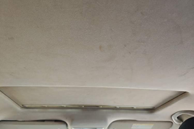 Used Volkswagen Santana 2015 1.6L Manual Comfort Edition Headliner