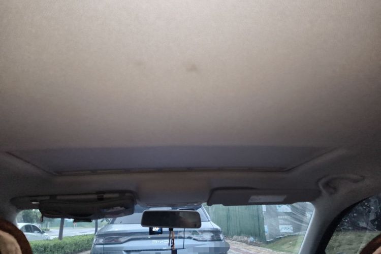 Used Volkswagen Santana 2015 1.6L Manual Comfort Edition Headliner