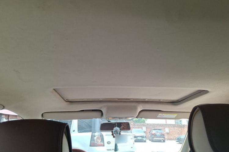 Used Volkswagen Santana 2015 1.4L Manual Comfort Edition Headliner