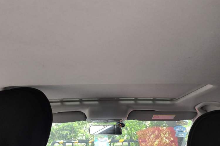Used Volkswagen Santana 2015 1.6L Manual Comfort Edition Headliner