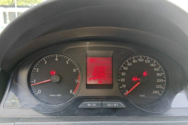 Used Volkswagen Santana 2015 1.6L Manual Fashion Edition Instrument Cluster