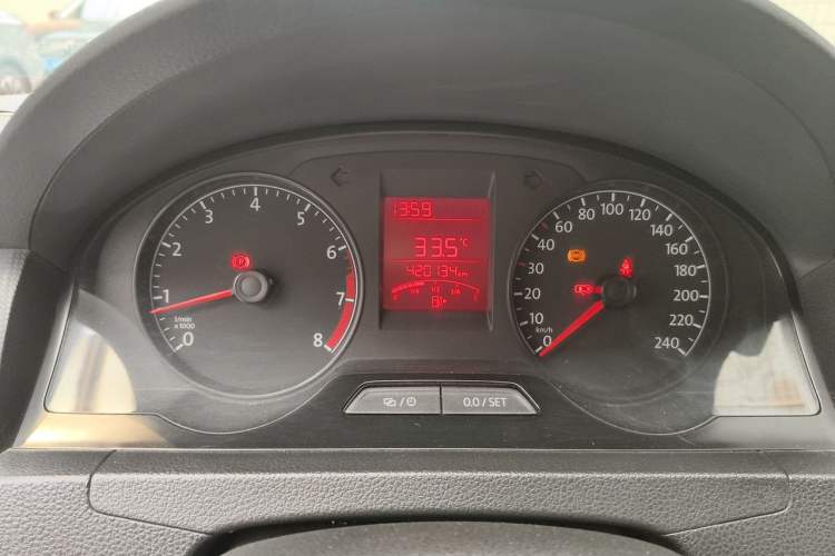 Used Volkswagen Santana 2015 1.6L Manual Fashion Edition Instrument Cluster