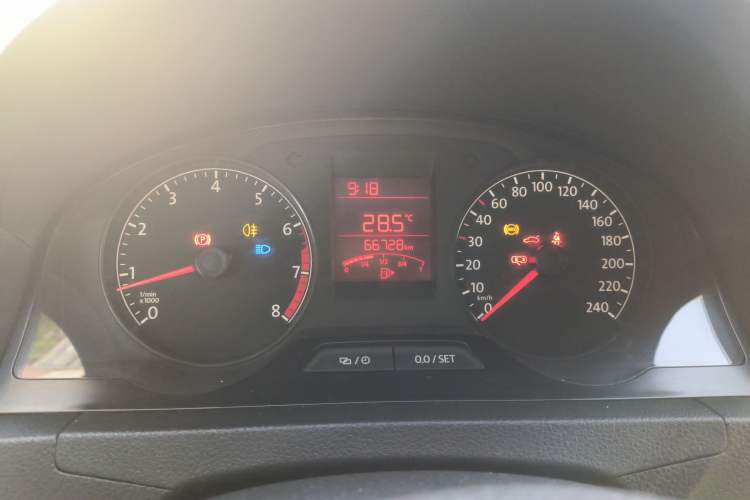 Used Volkswagen Santana 2015 1.4L Manual Fashion Edition Instrument Cluster