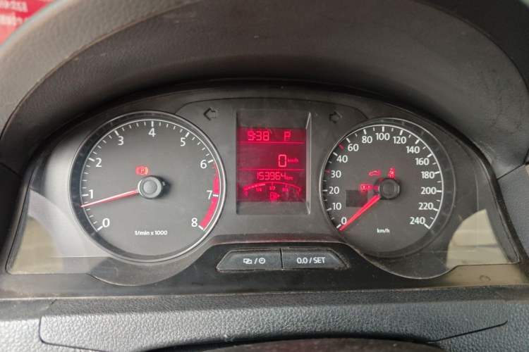 Used Volkswagen Santana 2015 1.6L Automatic Comfort Edition Instrument Cluster