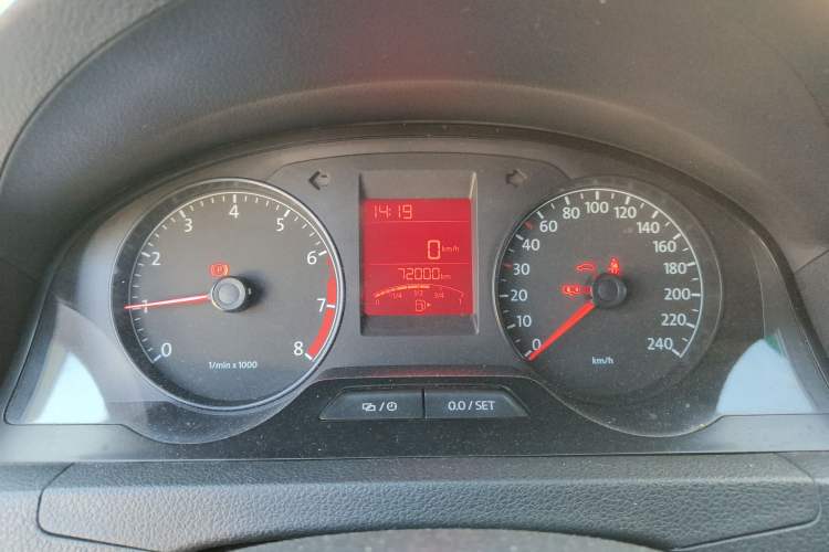 Used Volkswagen Santana 2015 1.6L Manual Comfort Edition Instrument Cluster
