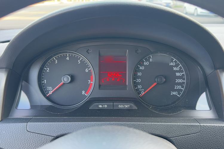 Used Volkswagen Santana 2015 1.6L Manual Comfort Edition Instrument Cluster
