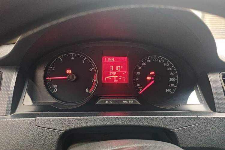 Used Volkswagen Santana 2015 1.4L Manual Fashion Edition Instrument Cluster