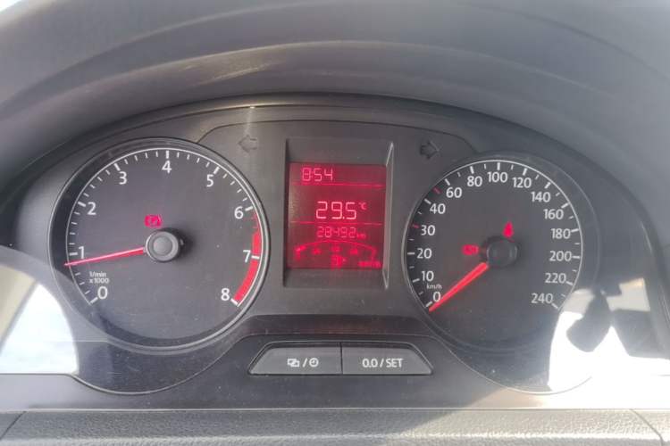 Used Volkswagen Santana 2015 1.6L Manual Fashion Edition Instrument Cluster