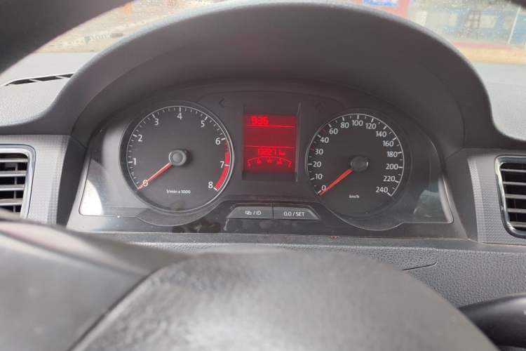 Used Volkswagen Santana 2015 1.6L Manual Fashion Edition Instrument Cluster