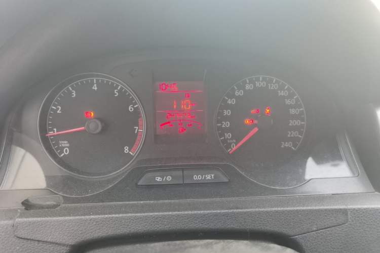 Used Volkswagen Santana 2015 1.6L Manual Comfort Edition Instrument Cluster